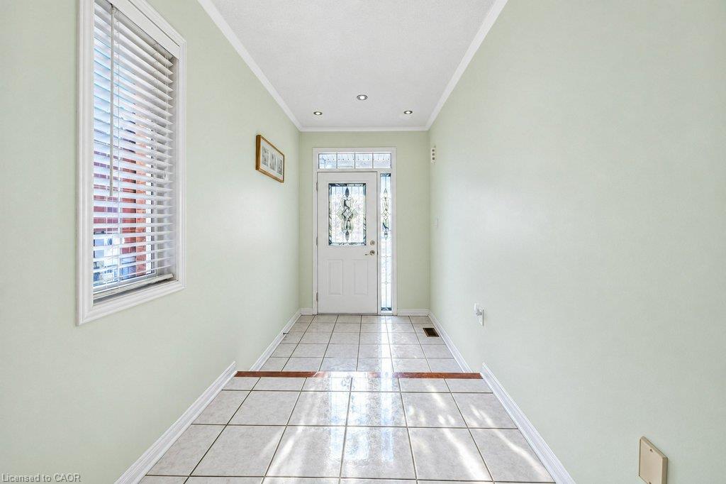 6484 Skipper Way Property Photo 5