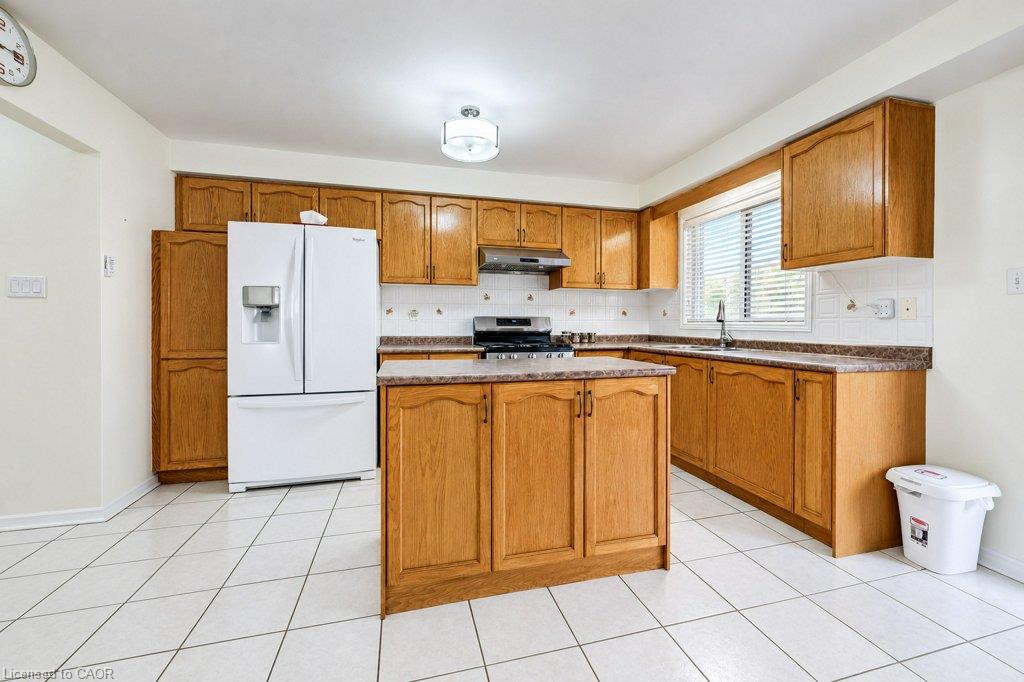 6484 Skipper Way Property Photo 12