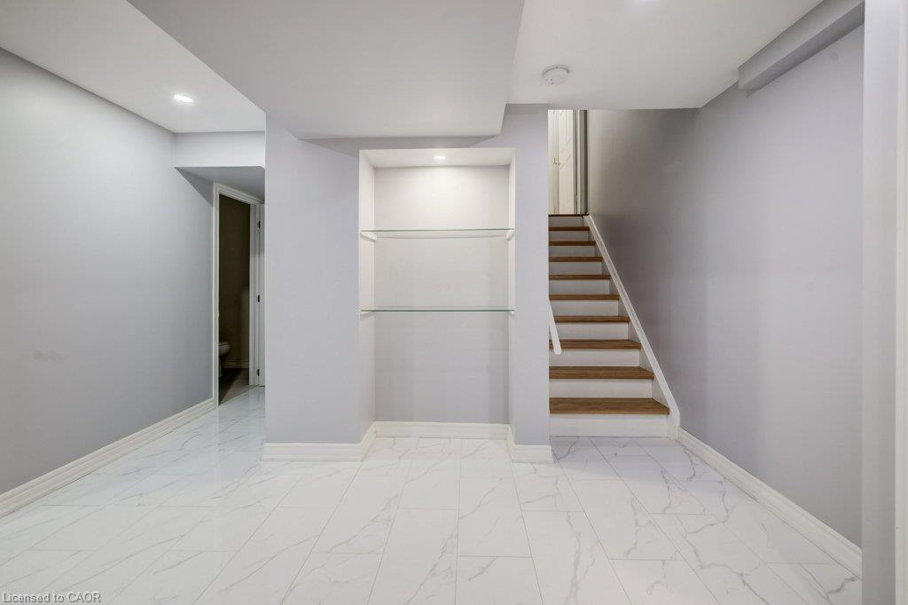 6484 Skipper Way Property Photo 26