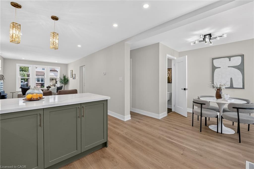 215 Paling Avenue Property Photo 21