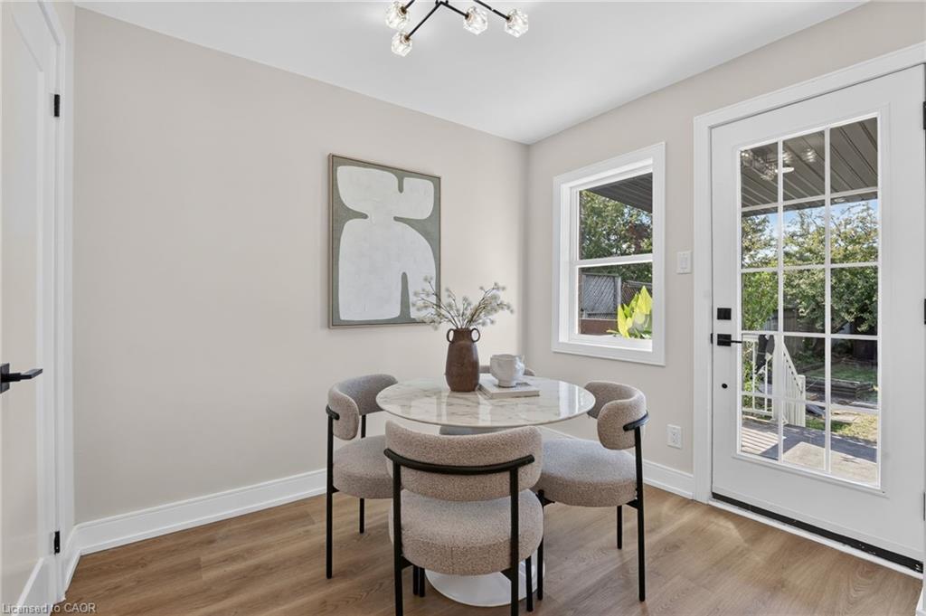 215 Paling Avenue Property Photo 23