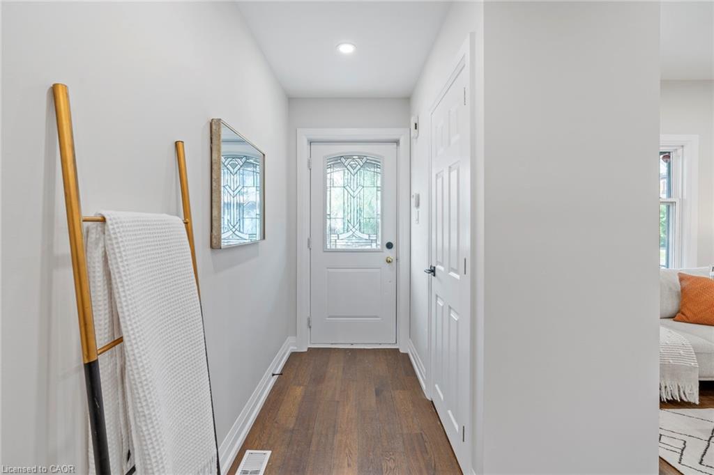 23 Somerset Avenue Property Photo 3