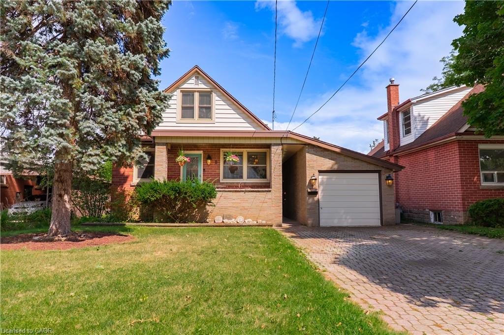 8 Cameron Avenue Property Photo 1