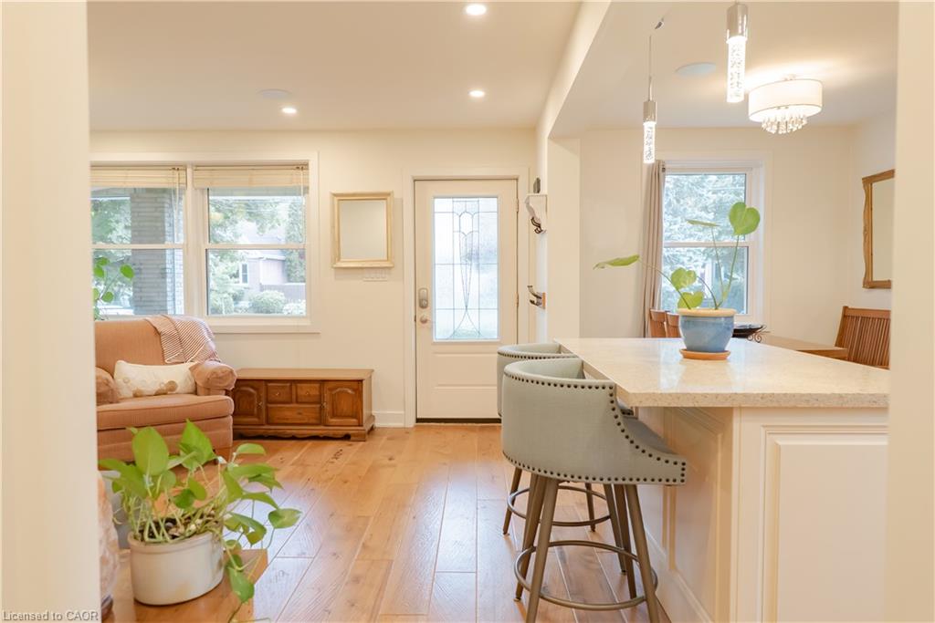 8 Cameron Avenue Property Photo 4
