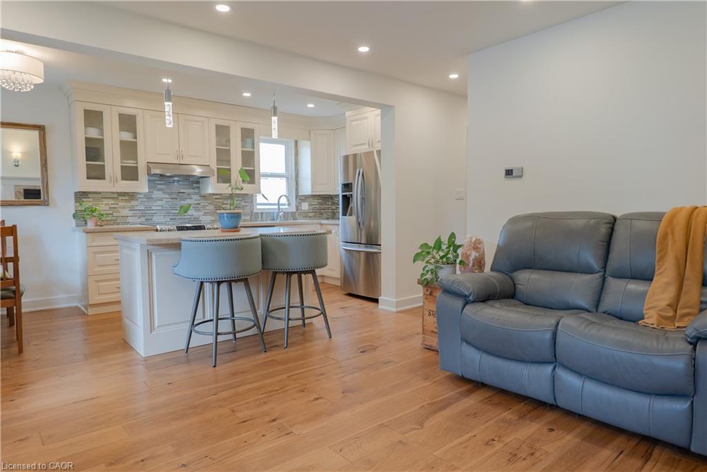 8 Cameron Avenue Property Photo 6