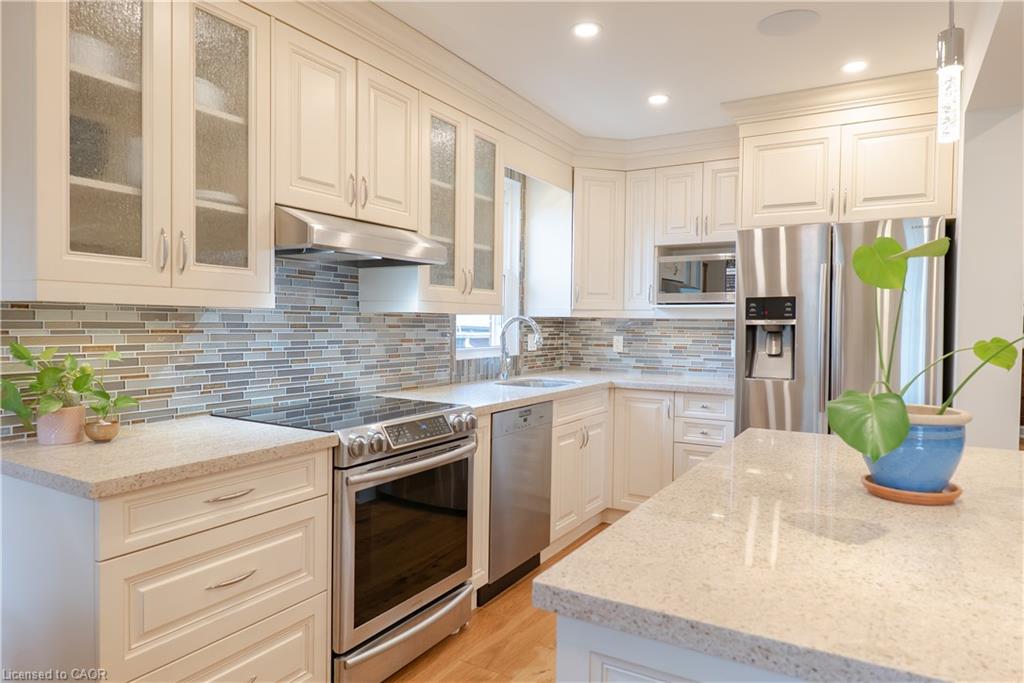 8 Cameron Avenue Property Photo 7