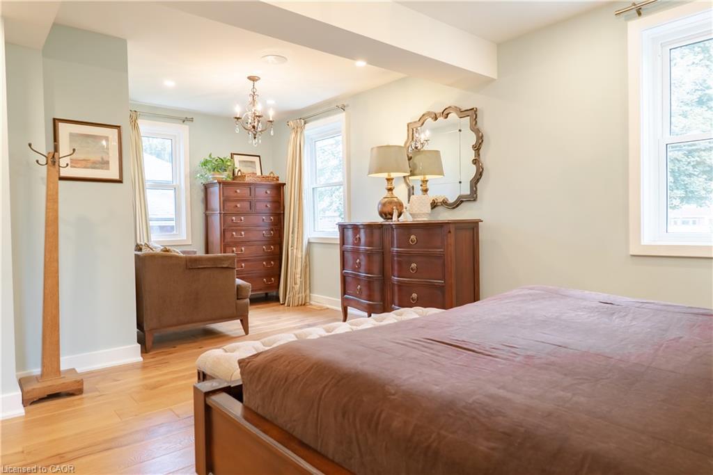 8 Cameron Avenue Property Photo 15