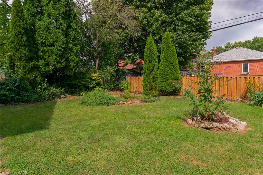 8 Cameron Avenue Property Photo 29