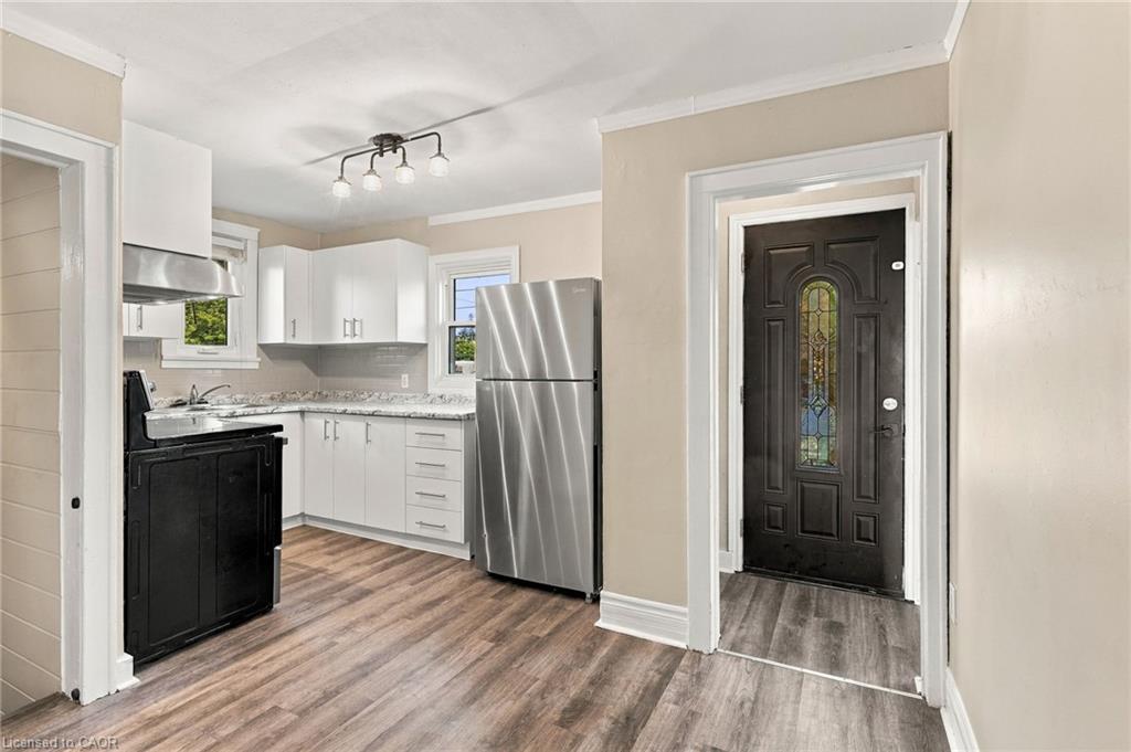 8541 Airport Road Property Photo 8