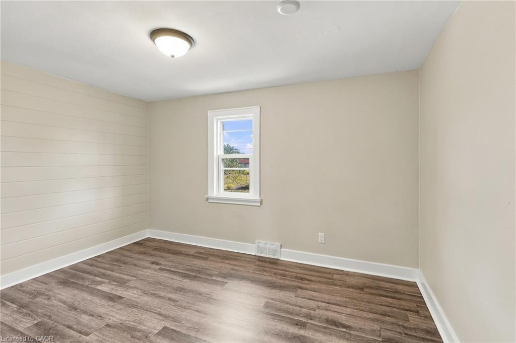 8541 Airport Road Property Photo 20