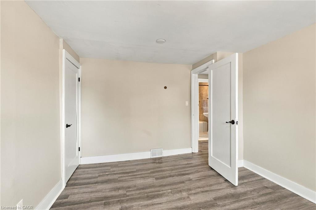 8541 Airport Road Property Photo 24