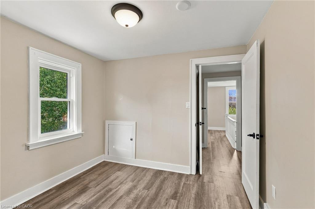 8541 Airport Road Property Photo 26