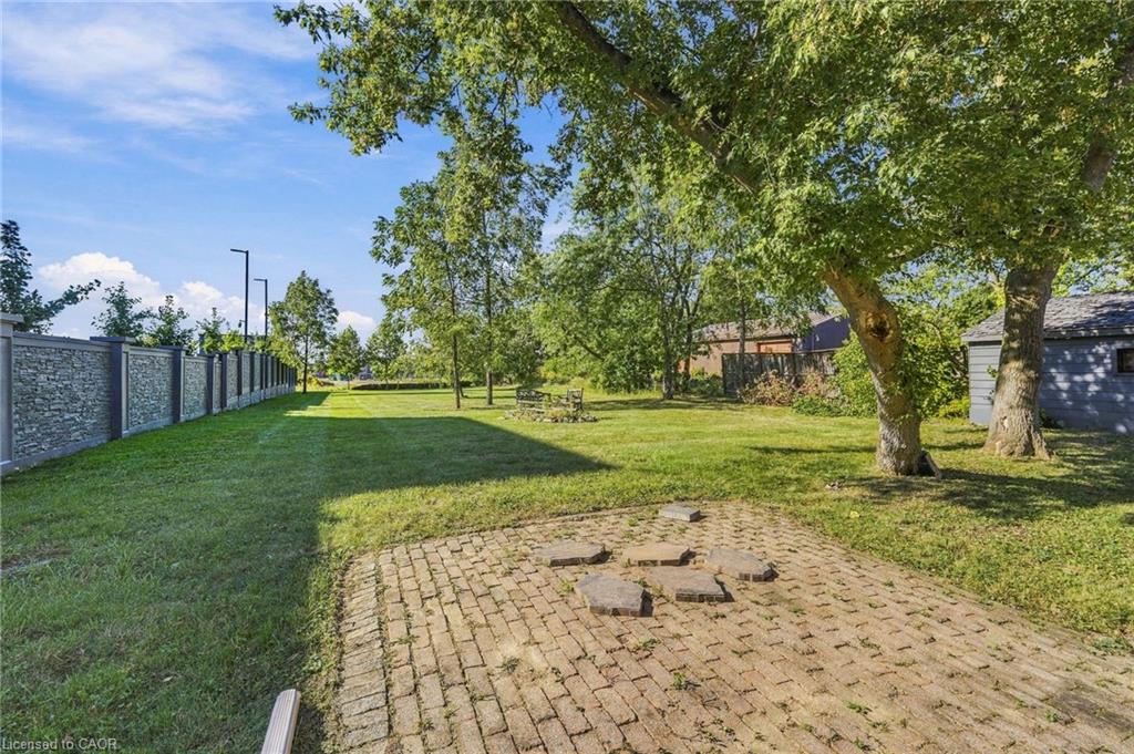 8541 Airport Road Property Photo 28