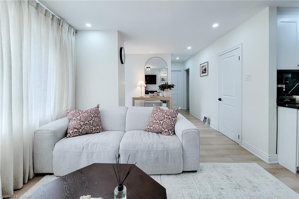 8 Albemarle Street Property Photo 9