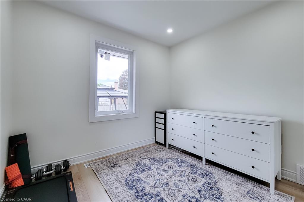 8 Albemarle Street Property Photo 24