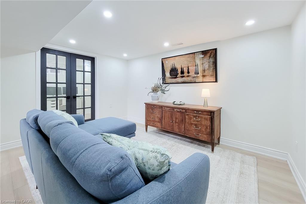 8 Albemarle Street Property Photo 27