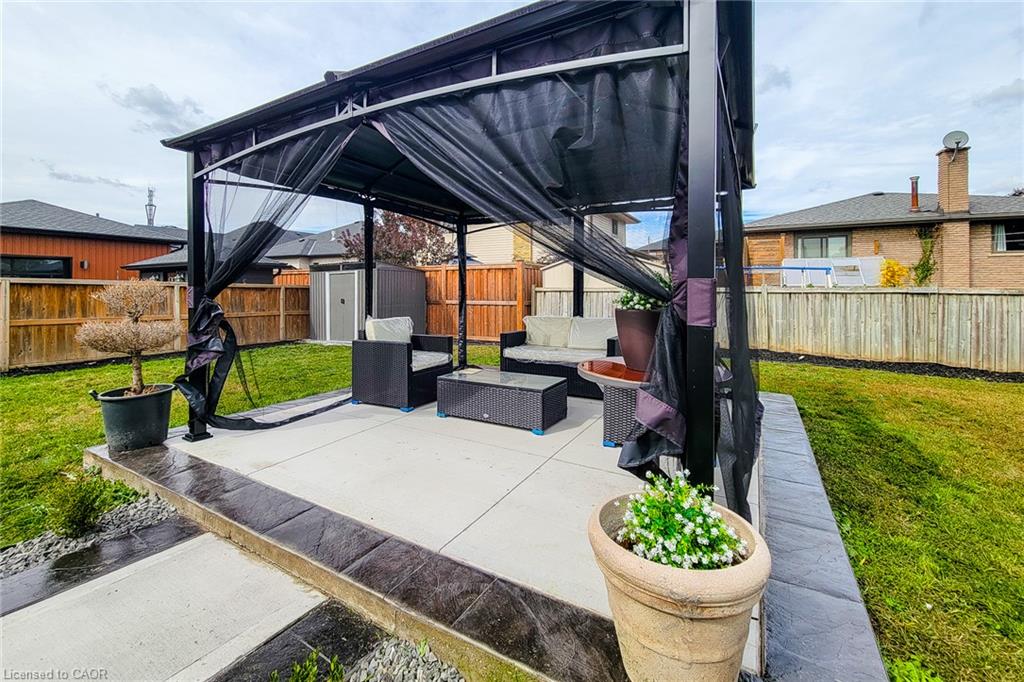 8 Albemarle Street Property Photo 43