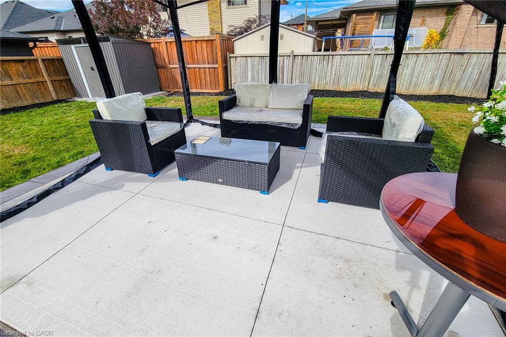 8 Albemarle Street Property Photo 44