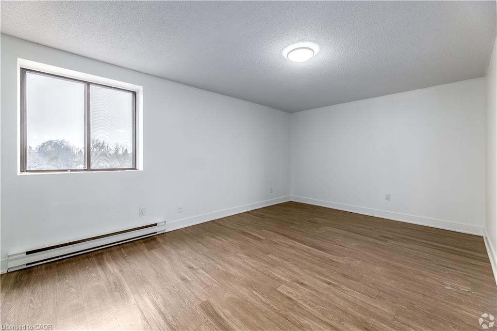 0033-565 Belmont Avenue W Property Photo 4
