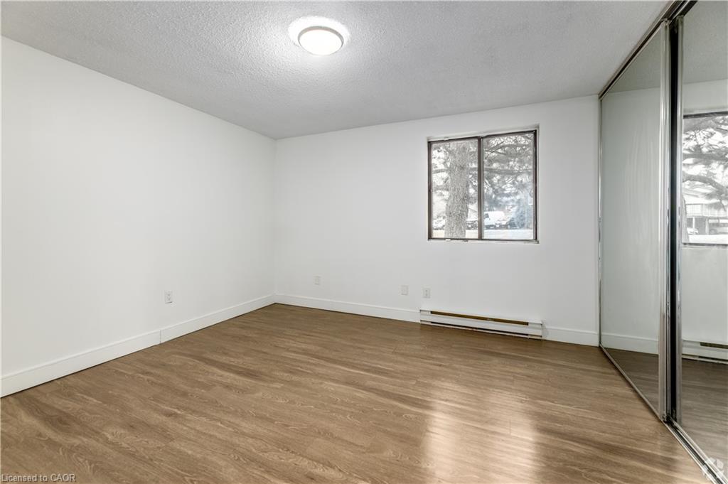 0033-565 Belmont Avenue W Property Photo 6