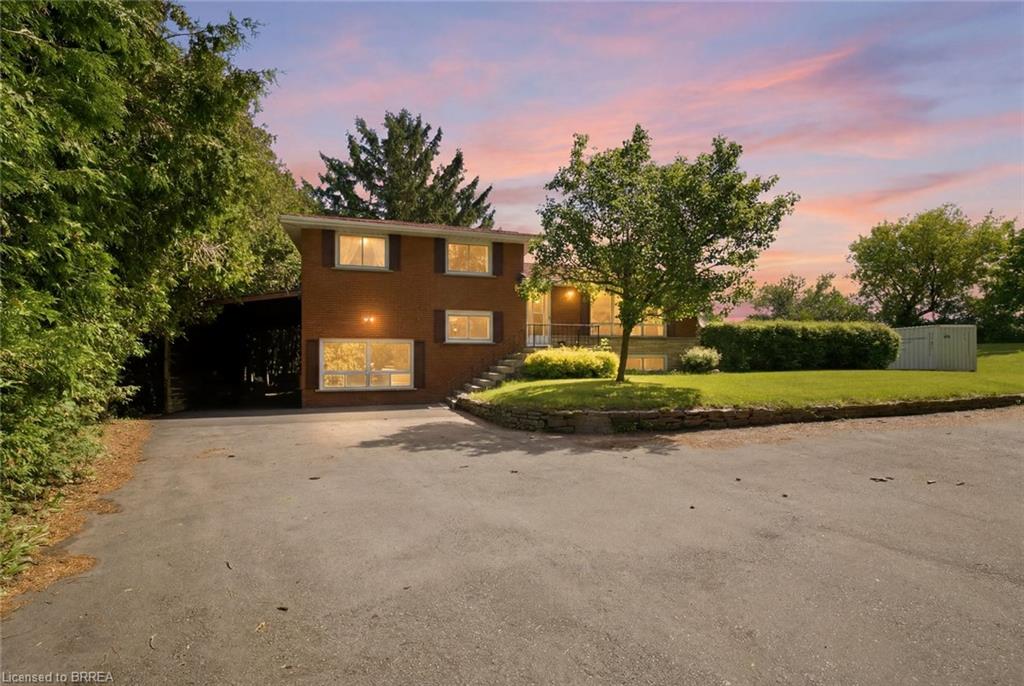 1598 Highway No 6 Property Photo 5