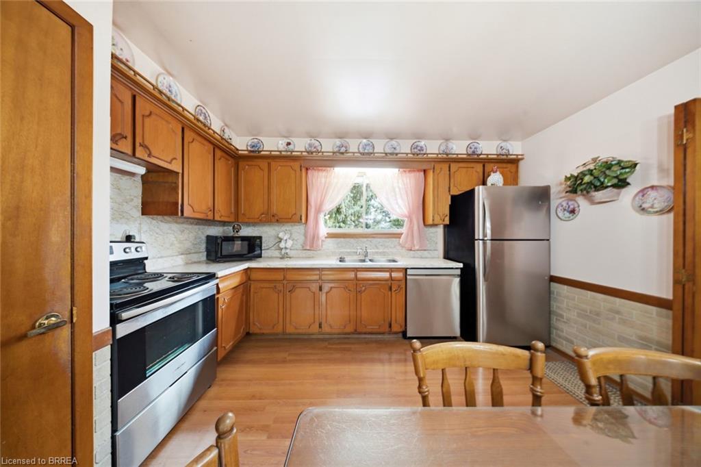 1598 Highway No 6 Property Photo 19