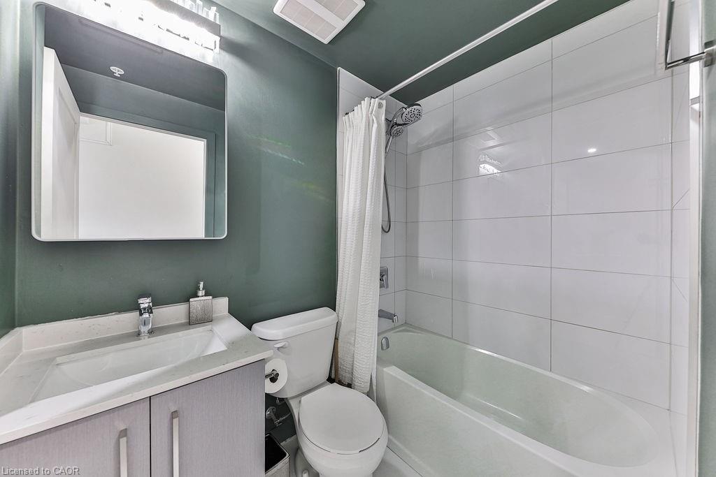 1806-15 Queen Street Property Photo 6