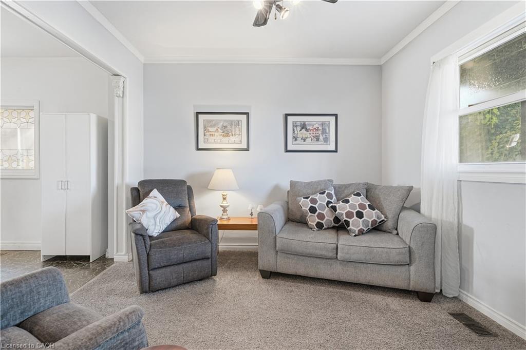 16 Albemarle Street Property Photo 10