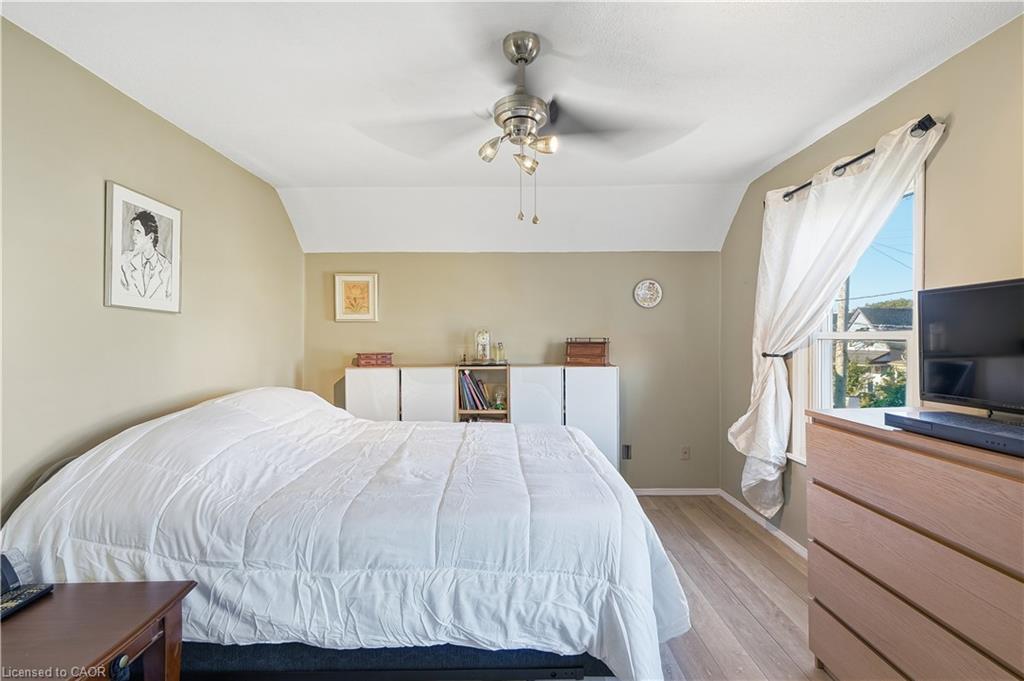 16 Albemarle Street Property Photo 25