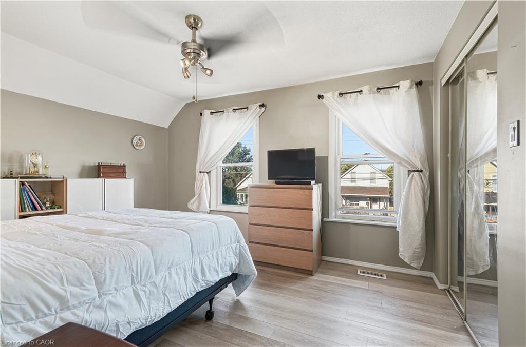 16 Albemarle Street Property Photo 27