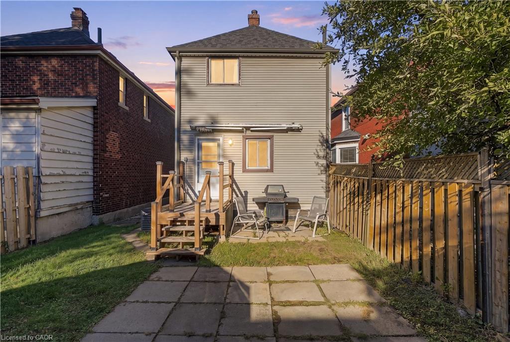 16 Albemarle Street Property Photo 42