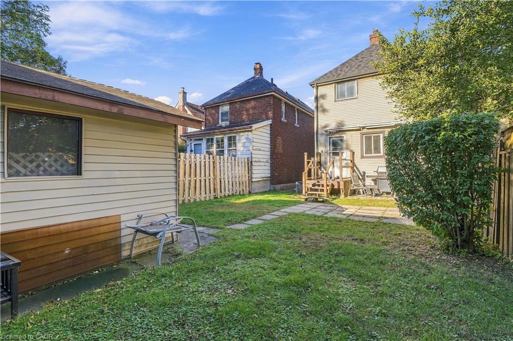 16 Albemarle Street Property Photo 44