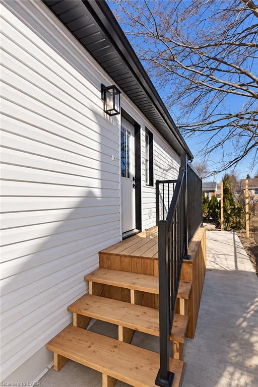 134 Oakside Street Property Photo 11