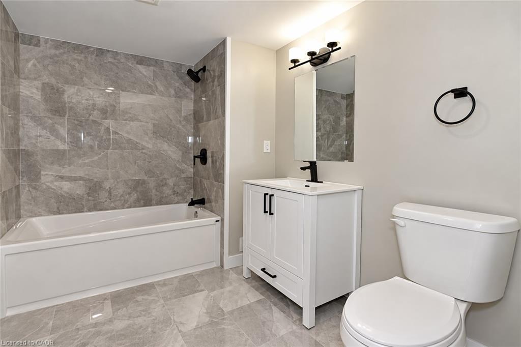 134 Oakside Street Property Photo 10