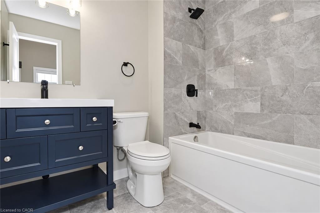 134 Oakside Street Property Photo 19
