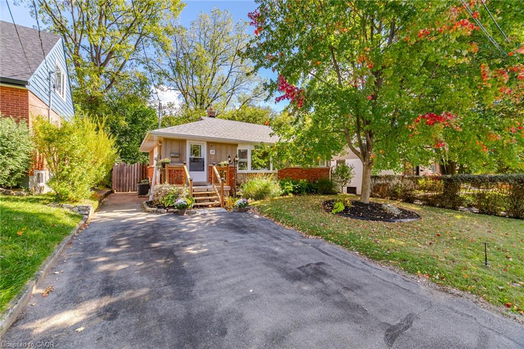 18 Delsey Street Property Photo 2