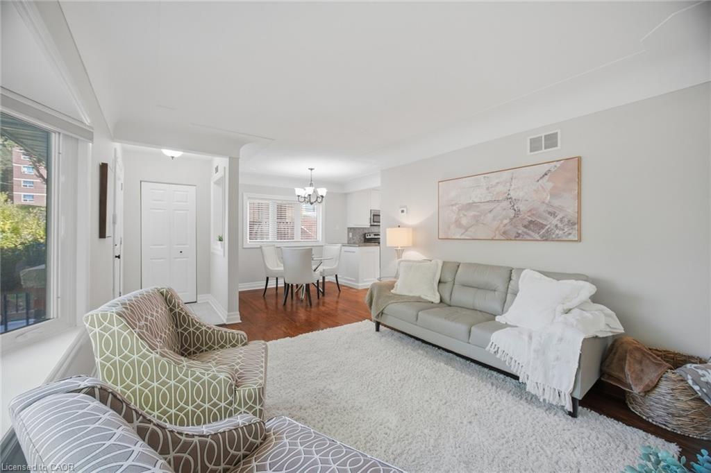 18 Delsey Street Property Photo 11