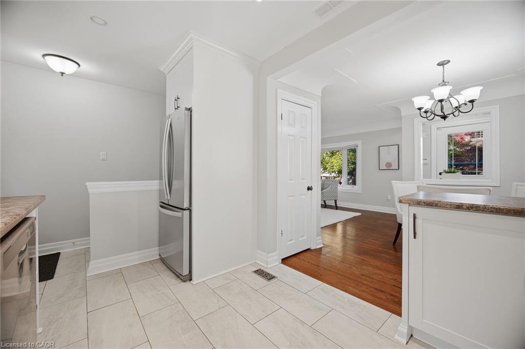 18 Delsey Street Property Photo 20