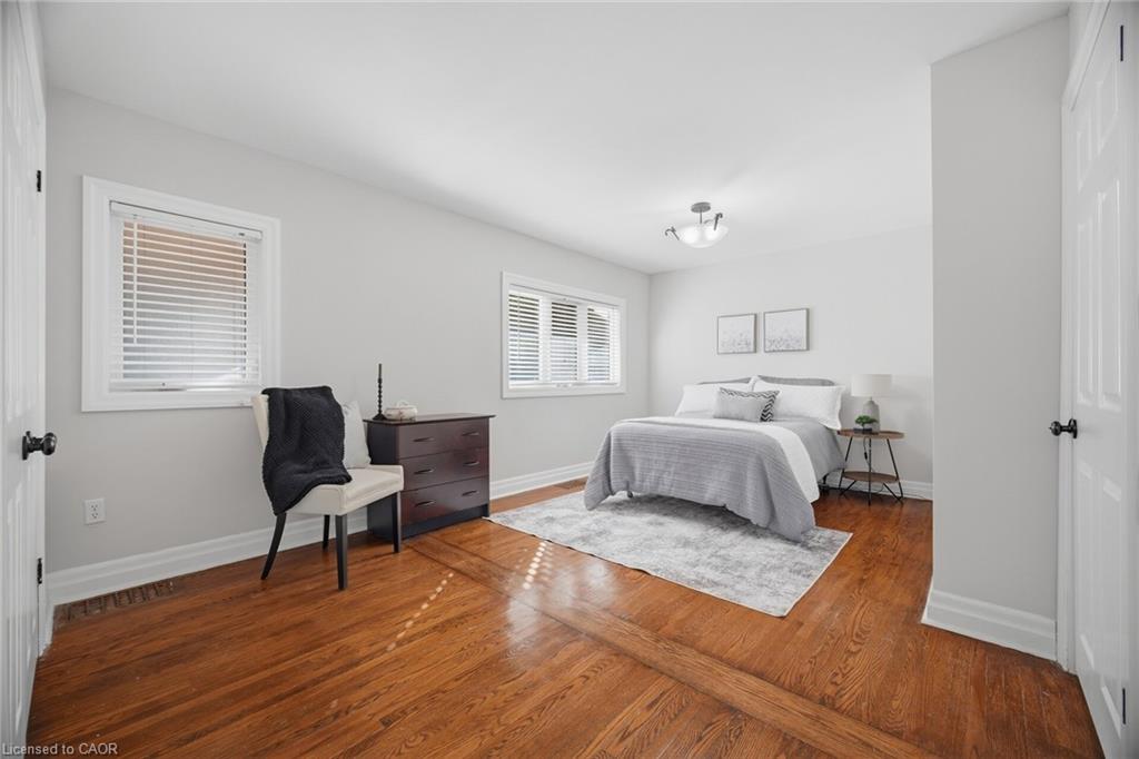 18 Delsey Street Property Photo 22
