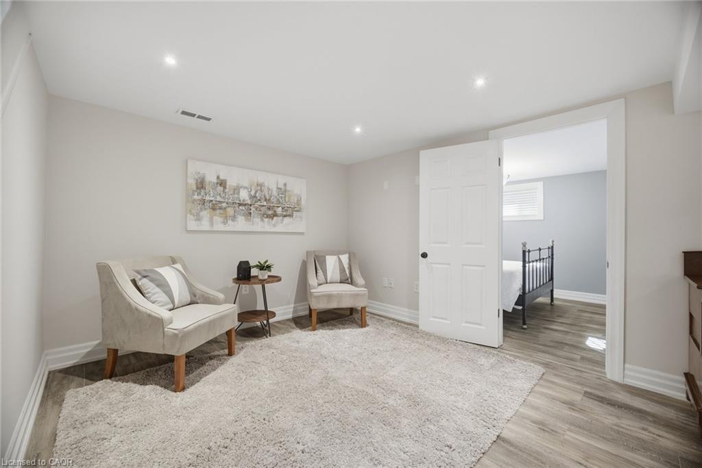 18 Delsey Street Property Photo 30