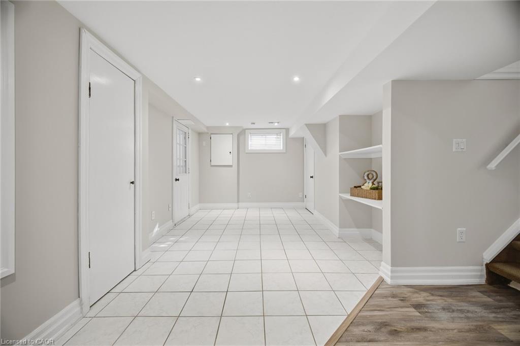 18 Delsey Street Property Photo 36