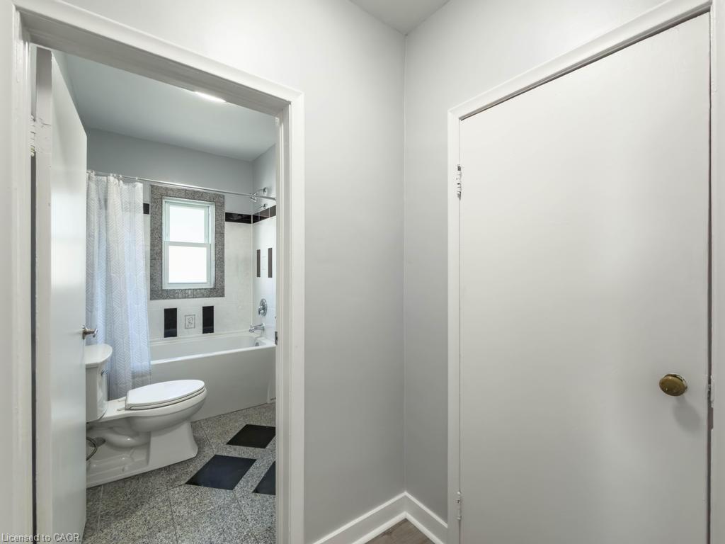 5576 Desson Avenue Property Photo 13