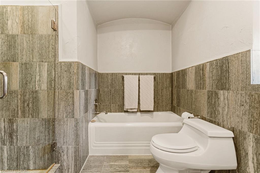 74 Oak Knoll Drive Property Photo 36
