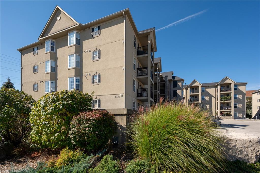 206-1451 Walker's Line Property Photo 1