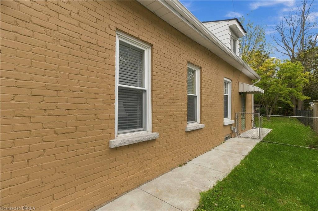 78 Ontario Street Property Photo 5