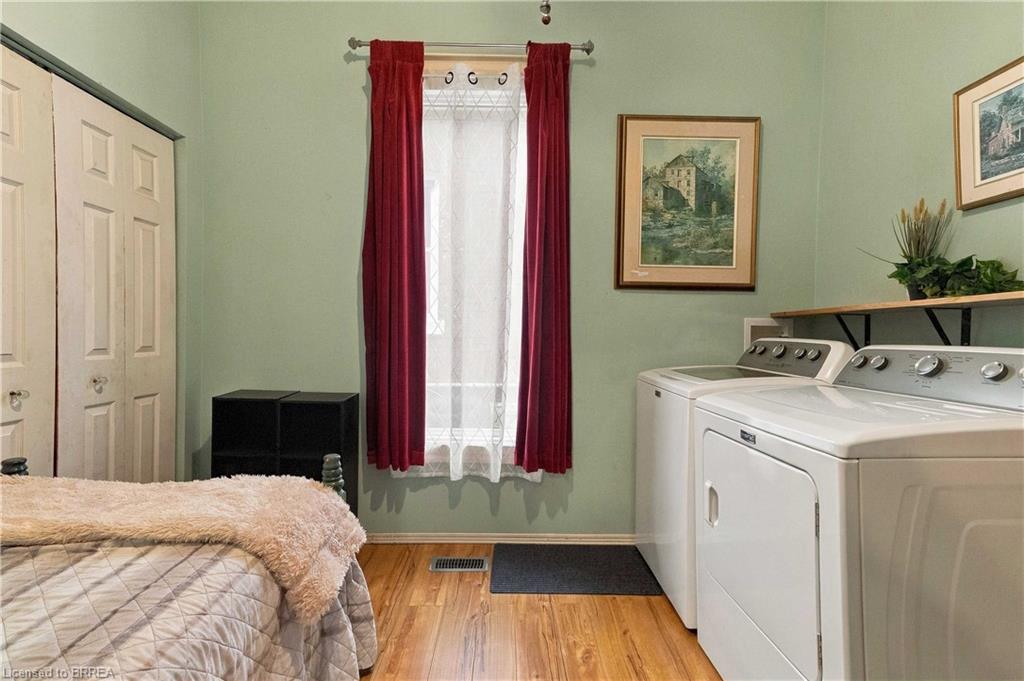 78 Ontario Street Property Photo 15