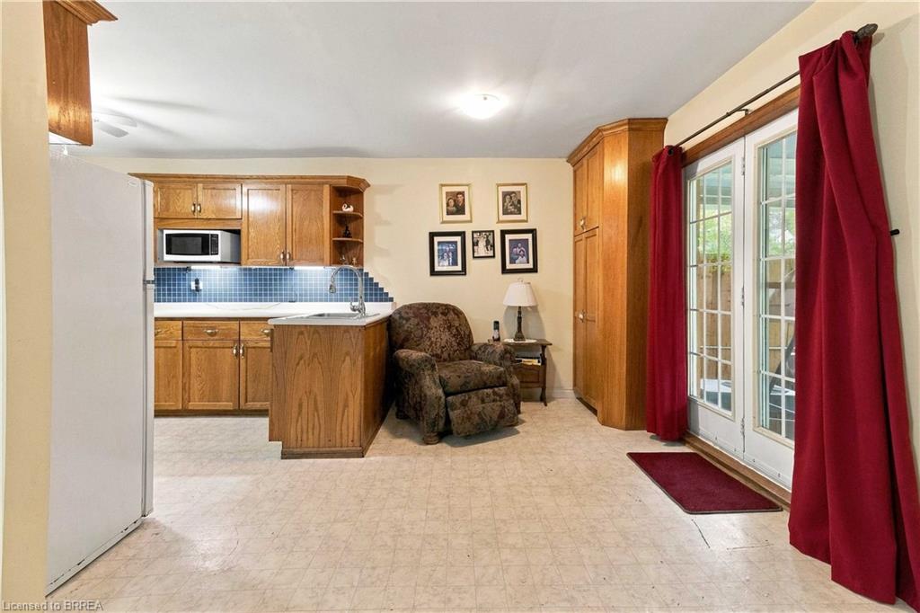 78 Ontario Street Property Photo 22