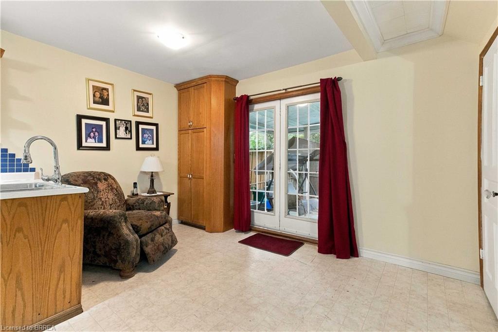 78 Ontario Street Property Photo 23