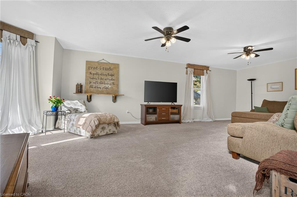 14 Elgin Street W Property Photo 13