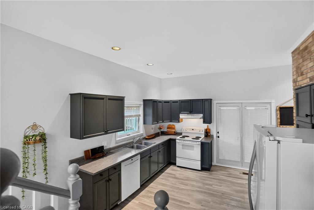 14 Elgin Street W Property Photo 29